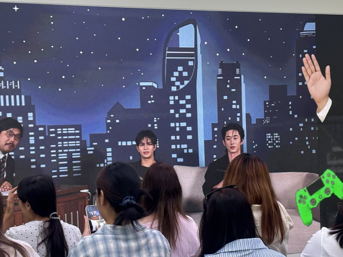 jwillestt's tweet photo. how pretty looks our williamest for the interview 🤭🖤 good luck my boys!!!!

so full of westies!!!! I LOVE IT

  #KatanyutonightxWilliamEst #Williamest https://t.co/uo47JeCGkj