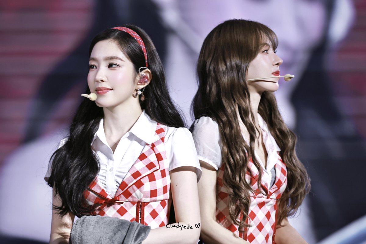 cloudyede's tweet photo. 260801 A Day in Red &amp; Velvet Day2 
💗💗

#IRENE #WENDY #Wenrene #Irendy #아이린 #웬디 #웬린 #린디 #레드벨벳 #RedVelvet https://t.co/fKP0YpLCE5