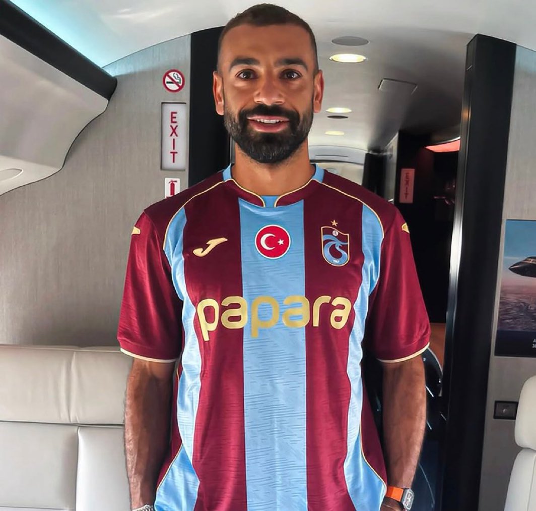 iphooo8's tweet photo. والله صلاح اخذ اللي يبيه سنتين و 17 مليون يورو سنويا و شعبية في طرابزون بتكون له كبيرة جدا، الصدق خياره عظيم جدا و اختيار محترم و مشاركين في اليورباليغ https://t.co/D7Nicem3Mt
