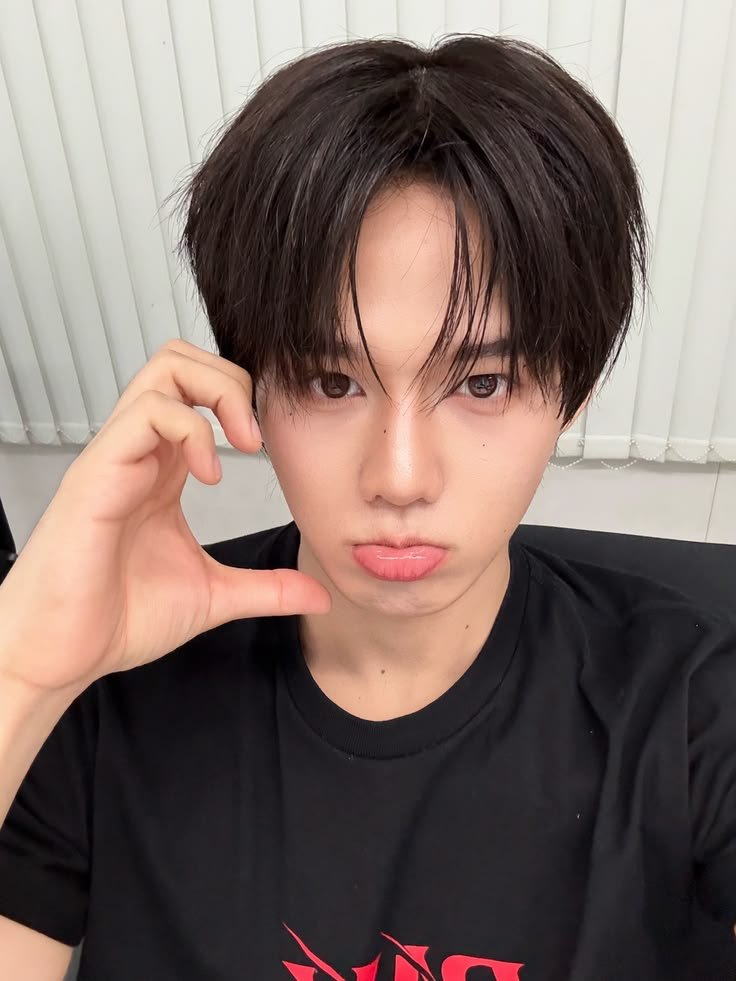 darkkyzz's tweet photo. พี่มินลีสวยน่ารักอะ คือสเปกอะ ชอบมากคนสวยขา ททอย่าเผลอนะบอกเลย 

( หลบด่าน ลูกทท )
#ToptapMinlee
#MINLEEthanakorn https://t.co/8RdTSUY8RS
