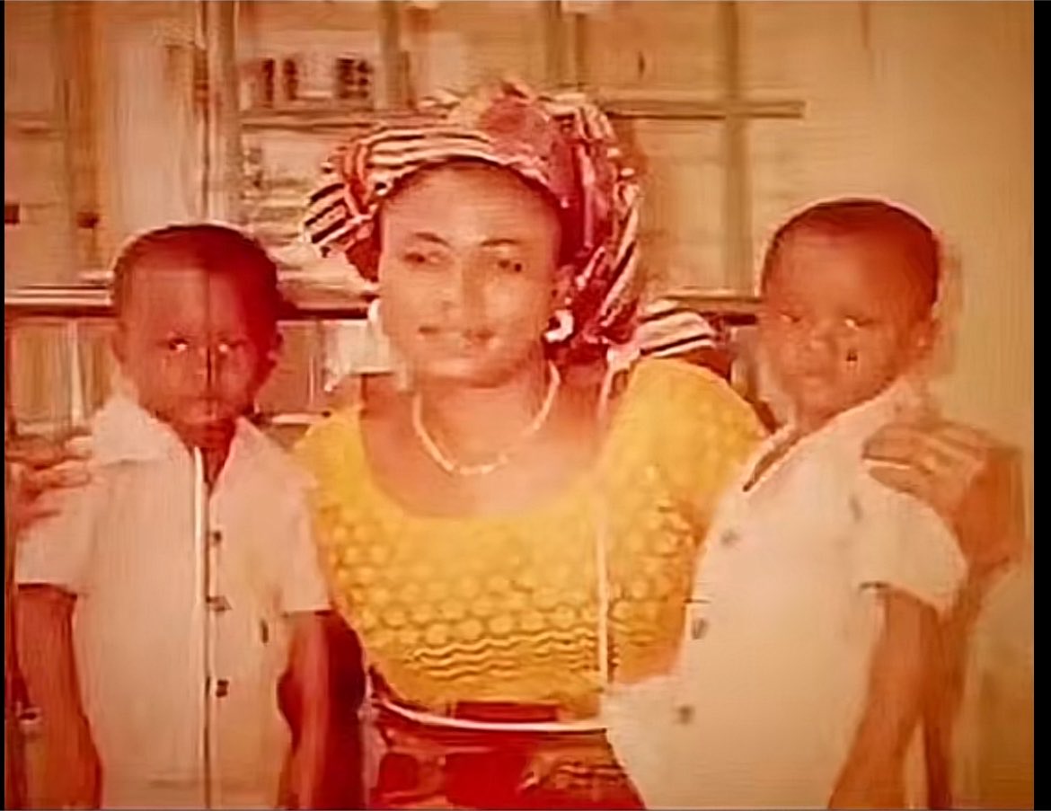 just1cye's tweet photo. @NigeriaStories Imagine hustling together all these years just to end up like this. Their mother would be rolling in her grave. Shame on all of them https://t.co/2fA9SGlmsx