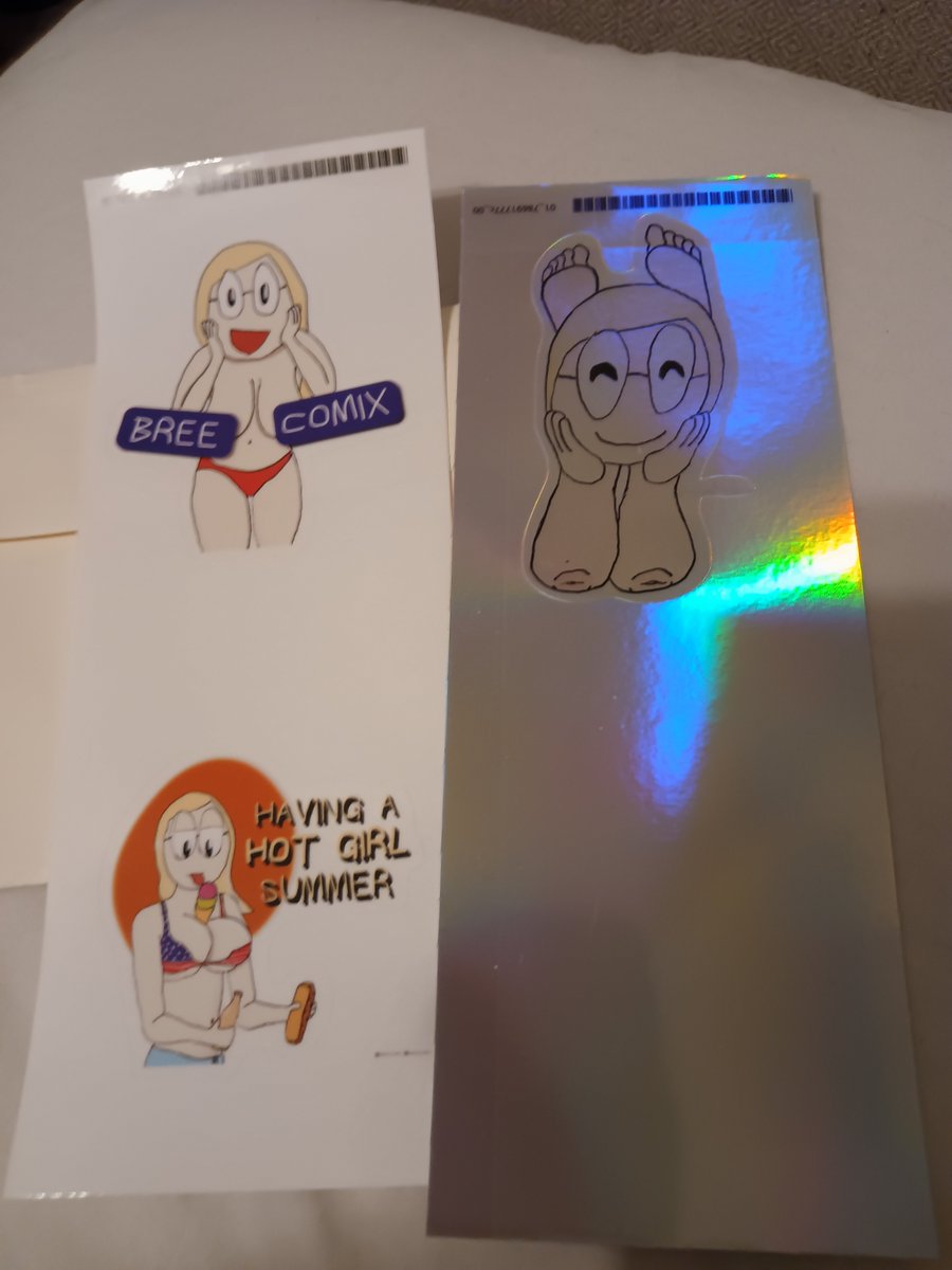 BreeComic's tweet photo. My stickers are here! 🥰 https://t.co/0lnRpYajbc