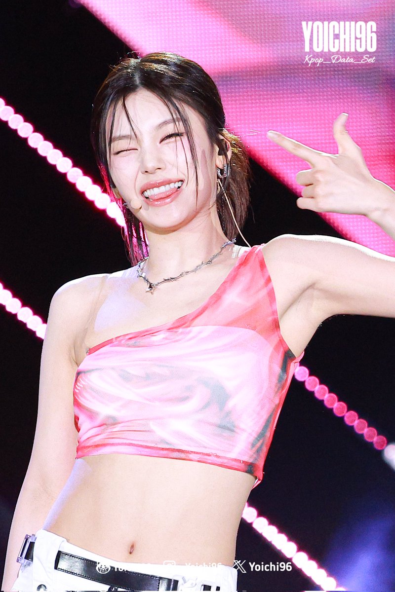 kpop_data_set's tweet photo. 240816 Yeji at Paris Olympics National Festival

#YEJI #예지 #ITZY #있지 https://t.co/WQesPDvbEb