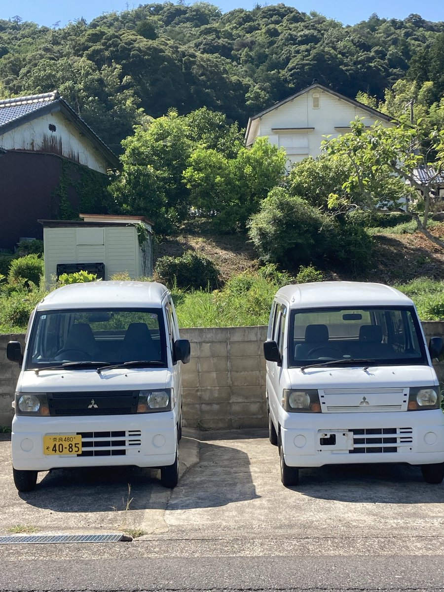 pam306's tweet photo. 今日は朝から車の修理完了💦

部品取り件物置
同じ車両を購入

理由は聞かないで下さい😂

ミニキャブ大好き https://t.co/OJcsePqFCe