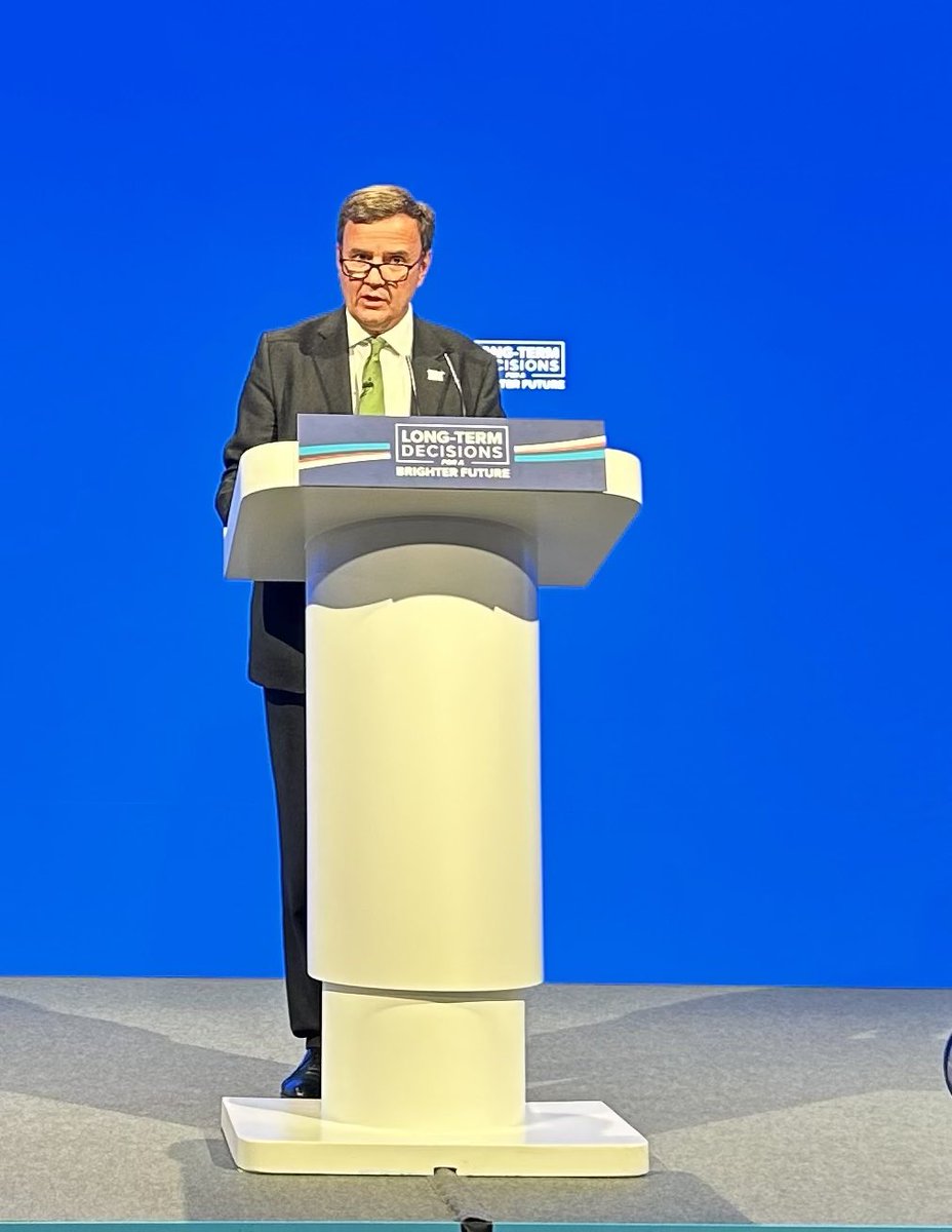 GregHands's tweet photo. Rt Hon Sir Greg Hands – Statement – 5th August 2026
 
“I have decided not to put myself forward for selection in the Chelsea &amp; Fulham constituency, or any other constituency, at the next General Election.

This has come after considerable reflection, but I have decided… https://t.co/YejZ0R7INt