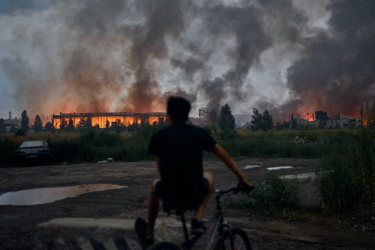 angelshalagina's tweet photo. As someone living in Kyiv, I’m begging you:

Please help us stop this.

Almost every night, russia strikes Kyiv with ballistic missiles, hitting civilians, homes, and warehouses.

We can’t stop these missiles because we don’t have enough Patriot systems.

People are dying.

Please don’t look away. Share what’s happening in Ukraine. Help us save lives.