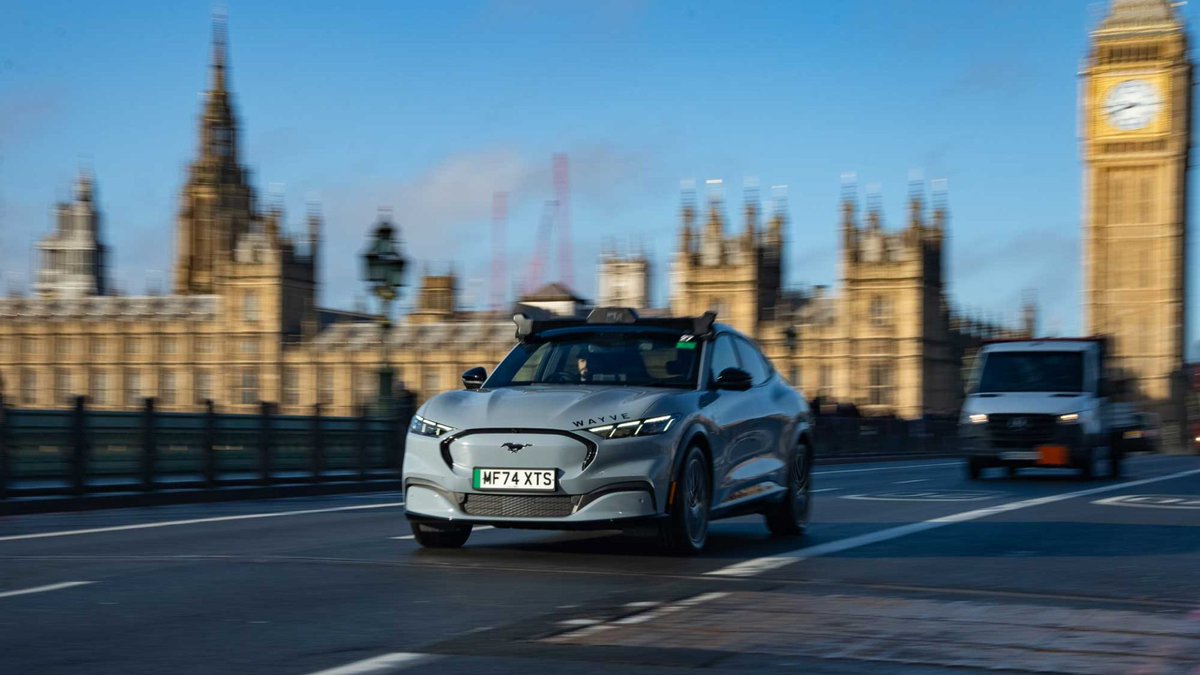 alexgkendall's tweet photo. Huge news today: @TfL has granted Private Hire Vehicle licences to @wayve_ai AVs! This is a big step for our @Uber partnership to bring autonomous rides to London, starting with early access trips to over 100,000 Londonders who've already signed up. 

Let's go London! 🇬🇧 https://t.co/yObGB3vsE2