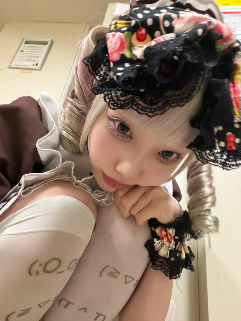 maid_neri's tweet photo. (g..g) https://t.co/vabaTp1Kju