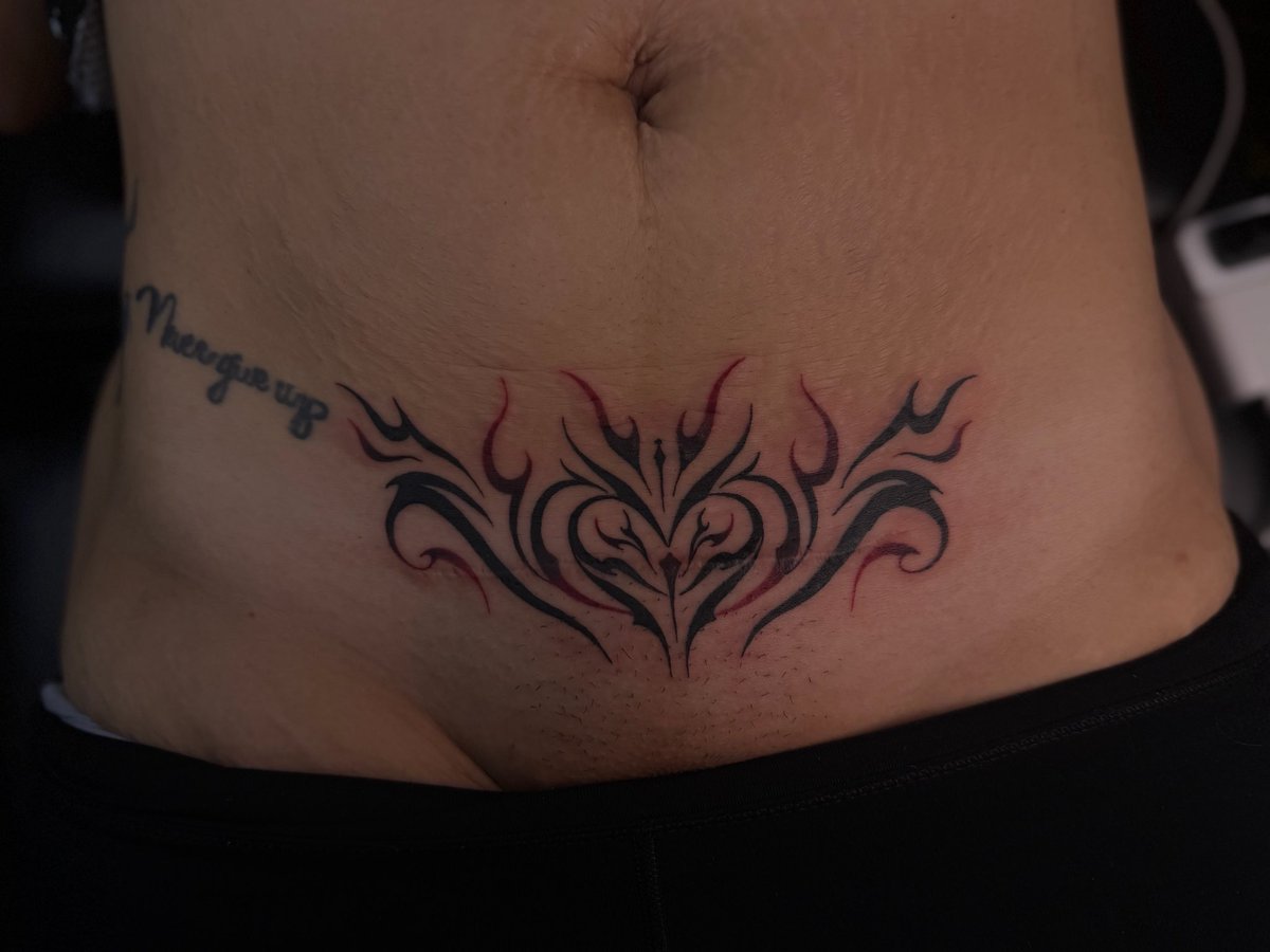 cattle0222's tweet photo. 嘿嘿，完成人生最想做的事之一🫣

#淫紋
#Tattoo https://t.co/N5GzUSk76V