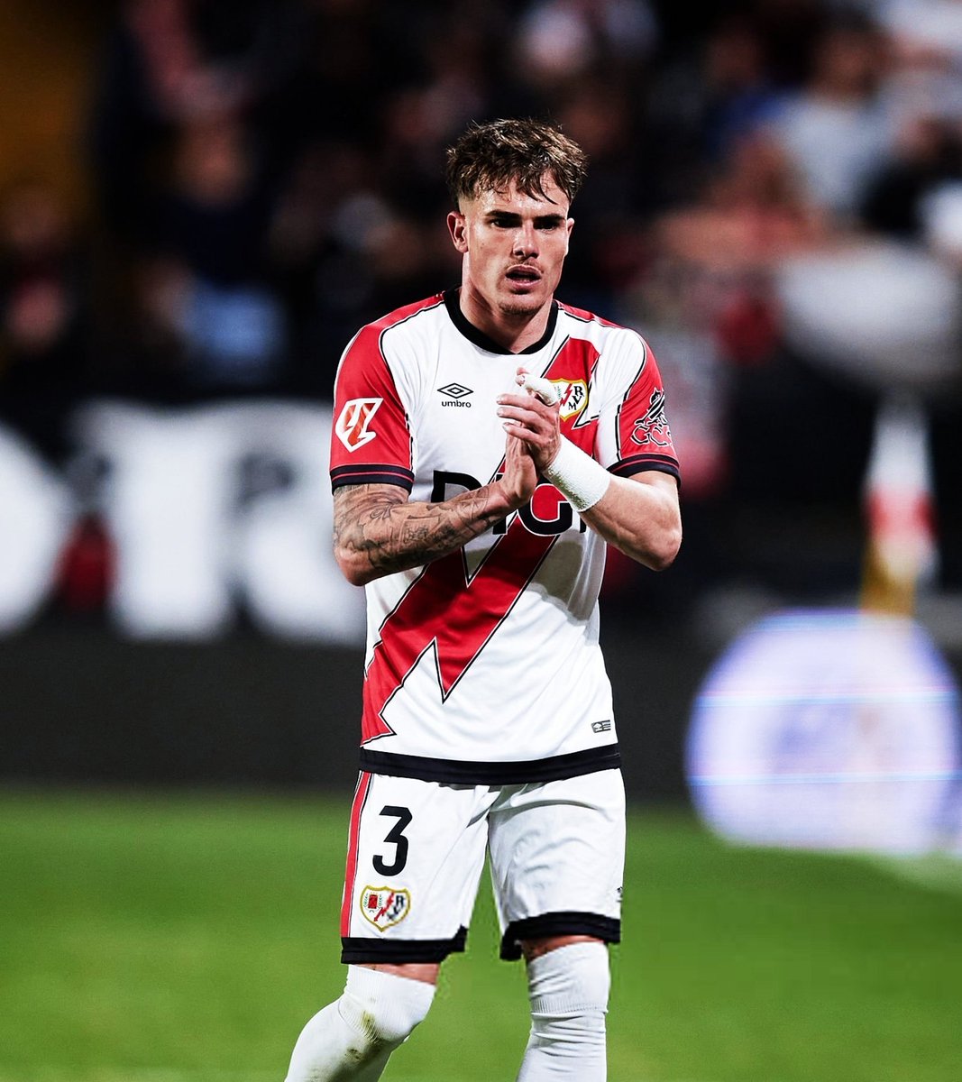 VibesFoot's tweet photo. 🔴 𝗣𝗘𝗣 𝗖𝗛𝗔𝗩𝗔𝗥𝗥𝗜𝗔 (𝟮𝟴 𝗔𝗡𝗦) 𝗩𝗔 𝗦'𝗘𝗡𝗚𝗔𝗚𝗘𝗥 𝗔 𝗖𝗛𝗘𝗟𝗦𝗘𝗔 𝗖𝗢𝗡𝗧𝗥𝗘 𝗨𝗡 𝗖𝗛𝗘𝗤𝗨𝗘 𝗗𝗘 𝟮𝟮𝗠€ 𝗕𝗢𝗡𝗨𝗦 𝗖𝗢𝗠𝗣𝗥𝗜𝗦 ! 💙💰

🗞️ @MatteMoretto https://t.co/AsWwr5Gg6O
