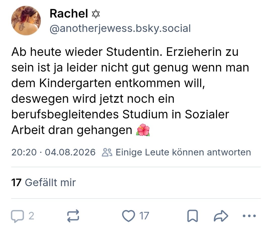 SoerenSmiddy's tweet photo. 10 Jahre ergebnislos rumstudieren ist nicht genug. Aber wieder eine gute Grundlage, um als armer Student mit unfair hohen Studiengebühren Barren zu erbetteln. https://t.co/lqFMNJlMXs
