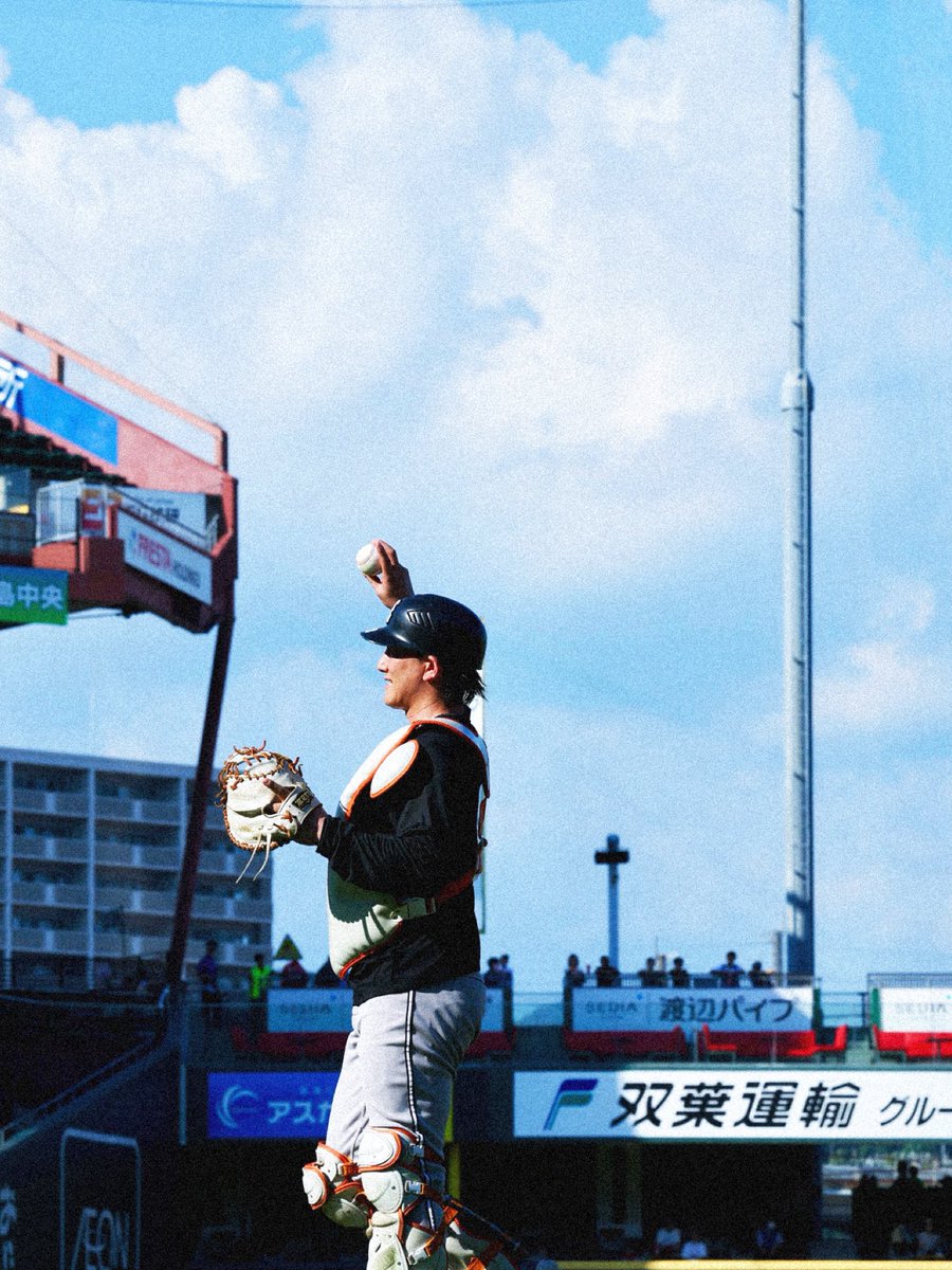 miyazaki_hochi's tweet photo. 広島の夏空と☀️

#小林誠司 https://t.co/kESjjyrDDB