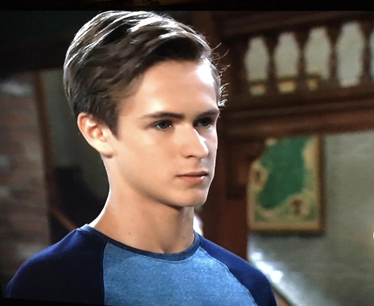 DarrenG52820320's tweet photo. @hudsonwest *Happy Wednesday* Hudson! #ActorBuddy 😎👍👱🐱🌈☀️🐪 https://t.co/CfqJzerzRo