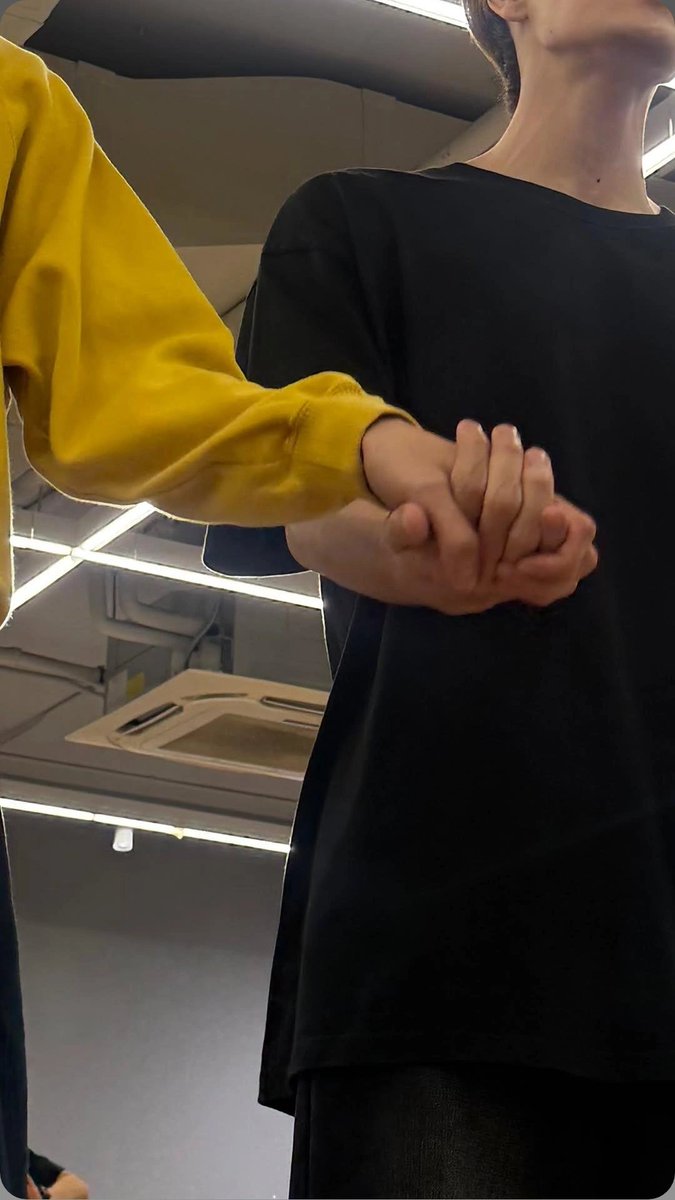 belle_laddawan's tweet photo. จูม้าคใช่ป่ะ ผมเขินนนนนน  #JuniorMark https://t.co/dcajNaCYRr