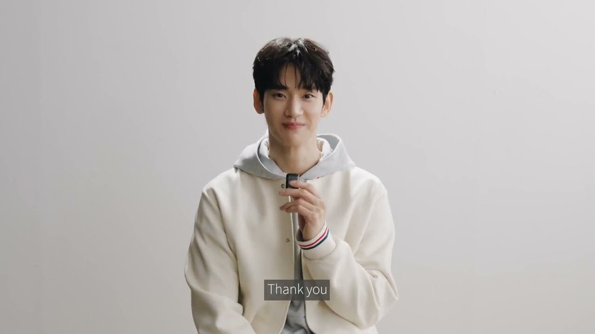 soohyunupdates's tweet photo. [0805] #KimSoohyun congratulated BENCH on its 39th anniversary.

Watch, like, comment: https://t.co/cP5w4pe2aI https://t.co/MquUhhI9nL