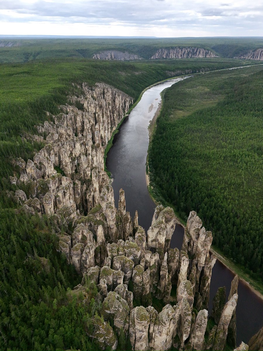 13_pilot1's tweet photo. Синские столбы, республика Якутия https://t.co/CnXTd9C4en