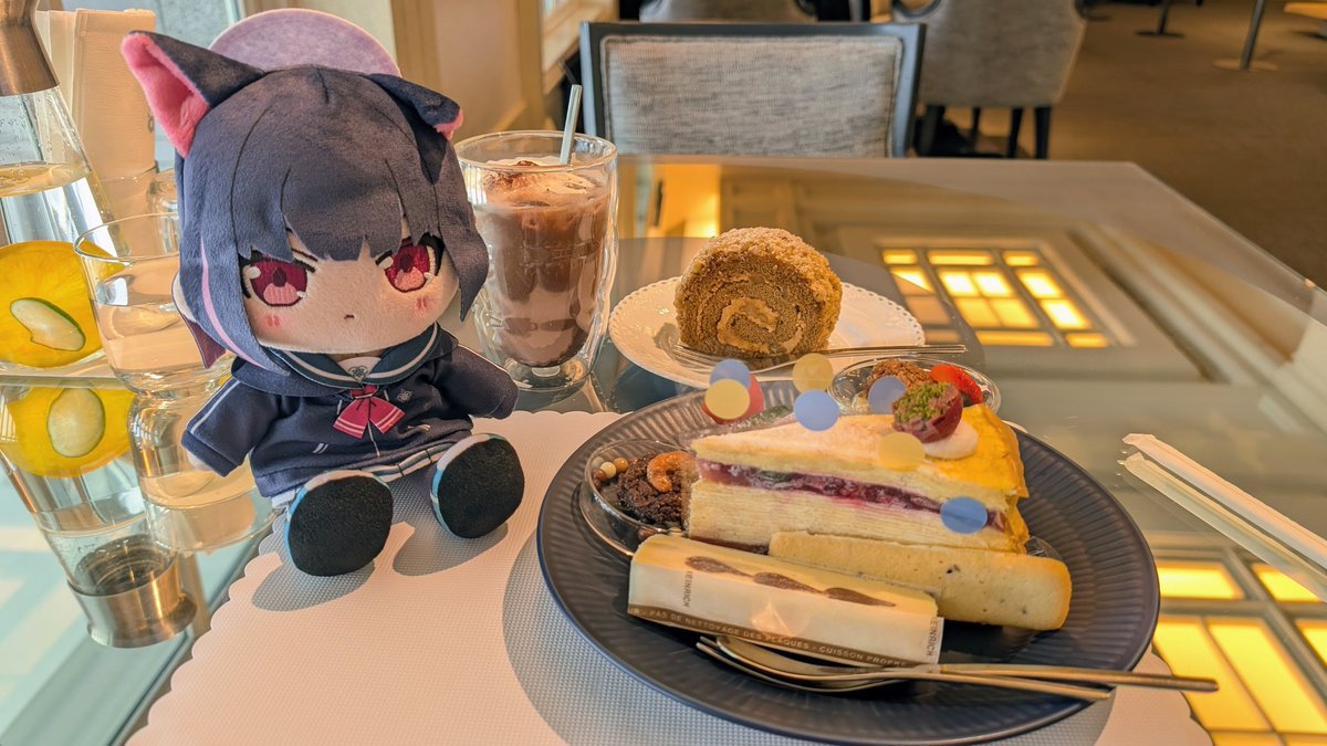 Granit_Akula's tweet photo. photo of last year i took kazusa to have some luxury snack.
cuz its her birthday, why not.
#ブルアカぬいぬい部 https://t.co/JyKomVZJuF