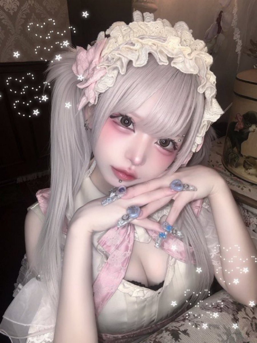 mea_0514's tweet photo. #貼り合い
 せ~んぱい...♡おちんぽ孤独にし~こし~こ...するくらいならぁ~めあの養分になって~堕ちてくださいよぉ~ https://t.co/xIrxEod3hj