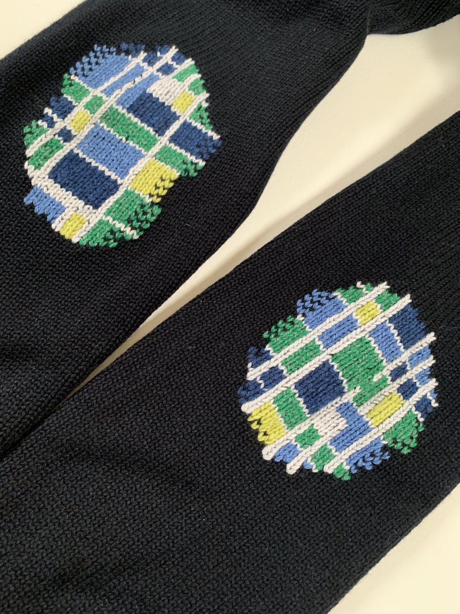 collingwoodnorr's tweet photo. Swiss darning can transform your old knitwear- from hole to design feature! (Or you can use it to make your repair invisible).
My next online workshop is coming up soon- suitable for beginners:
https://t.co/ps9XKBhPUk
#visiblemending #repair #beforeandafter #learnsomethingnew https://t.co/cVVaP6CX9I