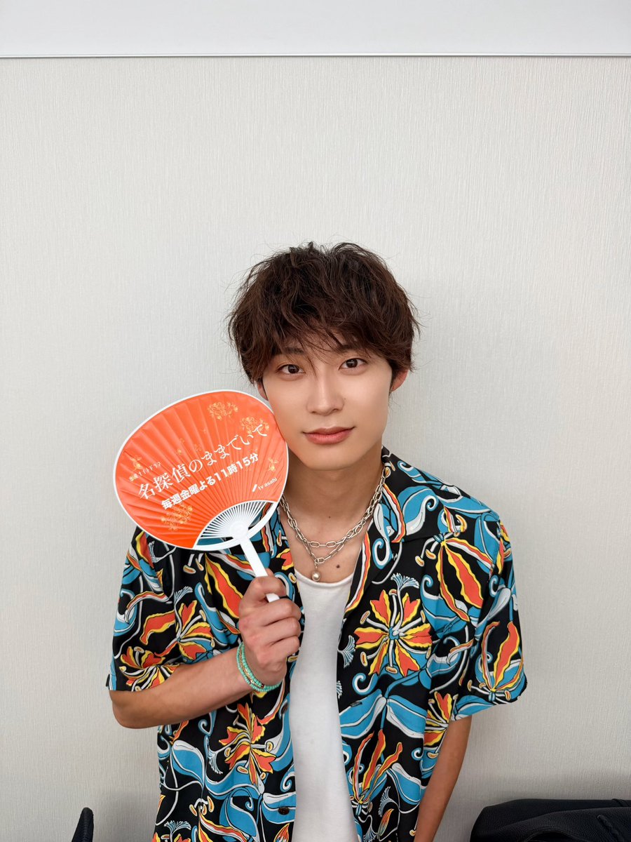 aloha_takamatsu's tweet photo. #名探偵のままでいてポッドキャスト
公開収録イベントありがとうございました!!

夏を感じるアロハシャツ🌺🩵

今週の4話の放送前に！
1〜3話を今のうちにぜひTVerで!!
▶︎https://t.co/pGhtPUE2Tm

#PR #名探偵のままでいて 
#髙松アロハ https://t.co/Vn5UrEkhko