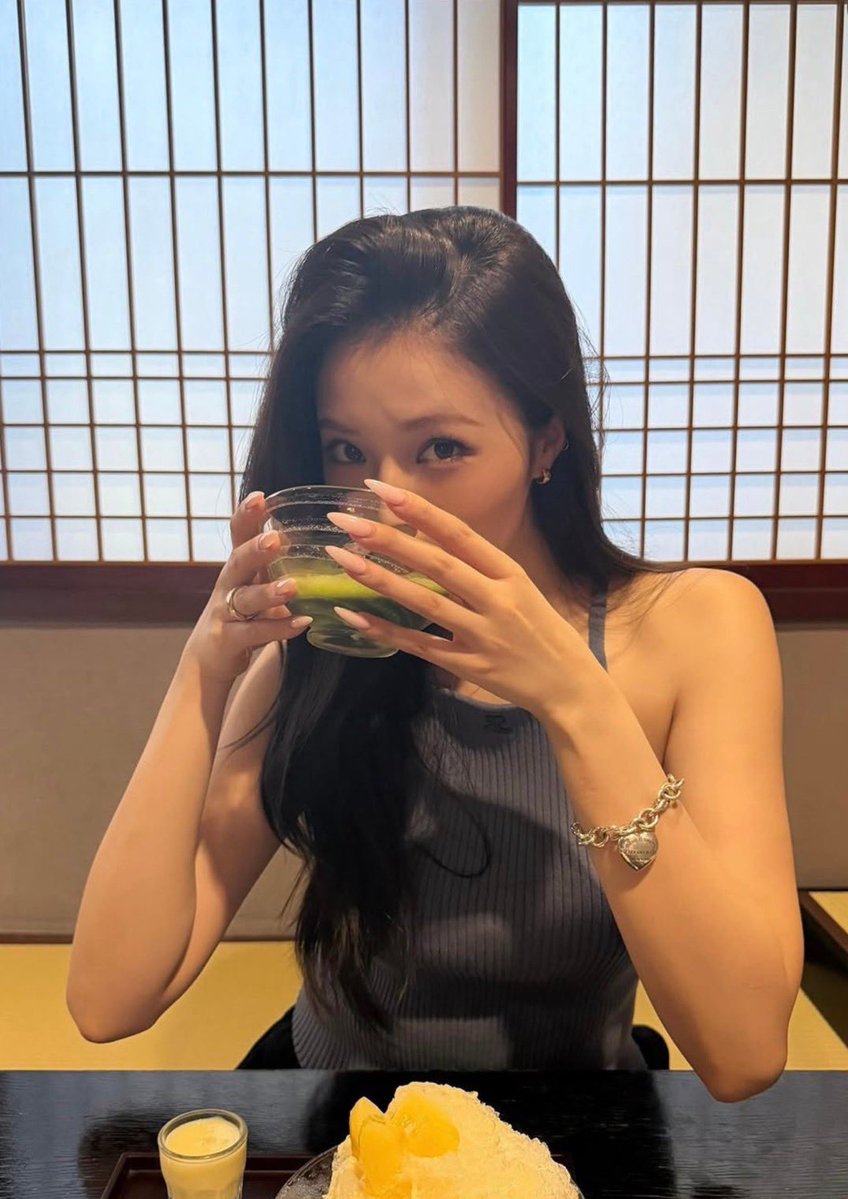 Aakuse_bot's tweet photo. せいら
Tiffany&amp;Co.フルハート トグル ブレスレット
¥330,000 https://t.co/v6Itn1cxom