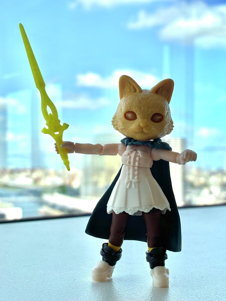 otona_shokugan's tweet photo. 【#リンクトラベラーズ】4弾テストショット到着！

獣人とニンゲンの頭部勘合は合わせているので差し替え可能です。

差し替え可能だけど・・・う～ん・・・

オオカミの頭は勘合しません（画像はねりけしでくっつけています）

4弾オンライン版好評予約受付中です！ https://t.co/agUAoDtAmP