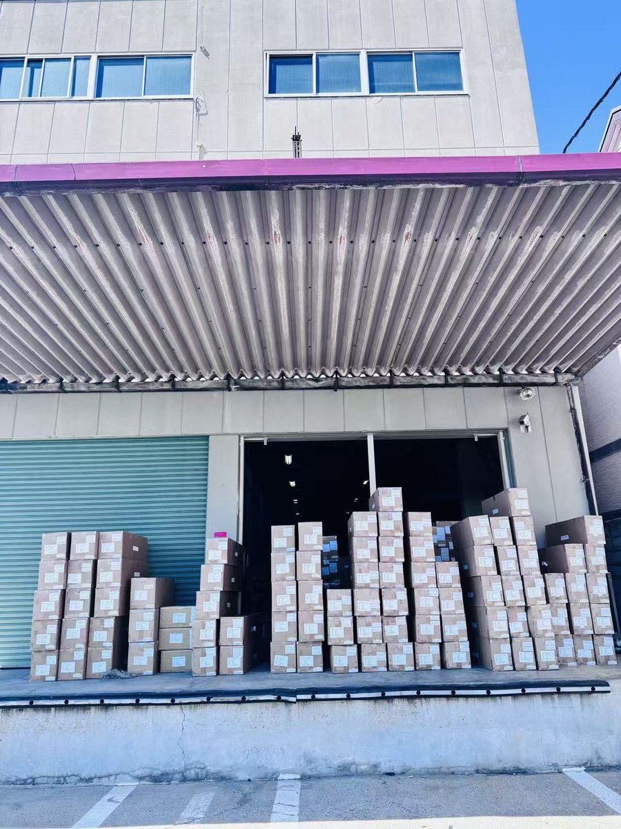 kinwa__official's tweet photo. ーARES社製 商品 大量入荷！！ー

ARES社製 ガン本体&各種パーツ類　国内到着

大変長らくお待たせ致しました
「WA2000」をはじめ、ARES社製 ガン本体&各種パーツ類が国内に到着致しました

これから弊社へ運搬、商品検品を経て、極力早く皆様のお手元に🫡🫡🫡

#ARES #airsoft #AEG #WA2000 #Walther #エアコキ #電動ガン #サバゲー