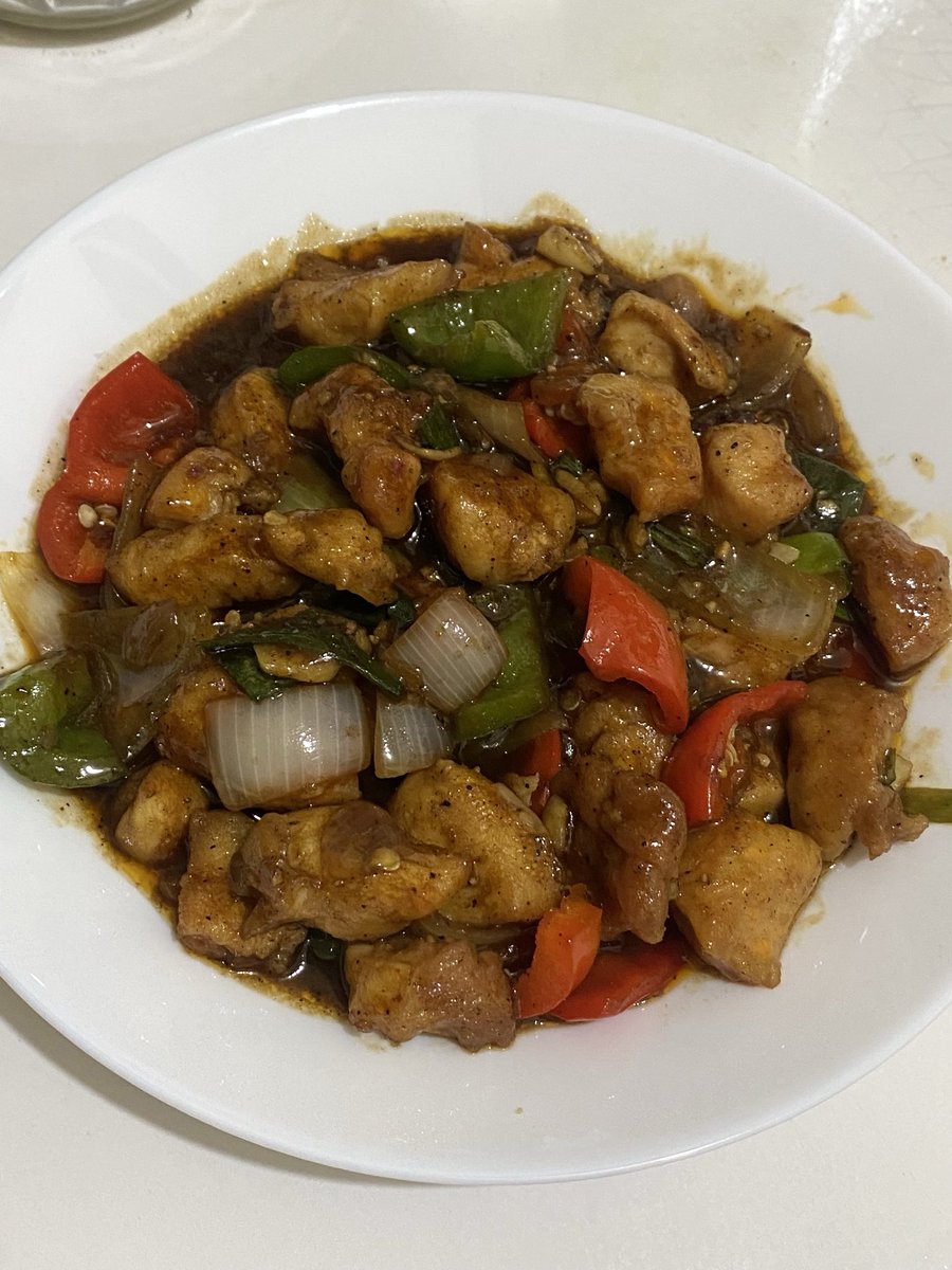 ehahann's tweet photo. Ayam saus lada hitam https://t.co/Cr5BUS7Fdx