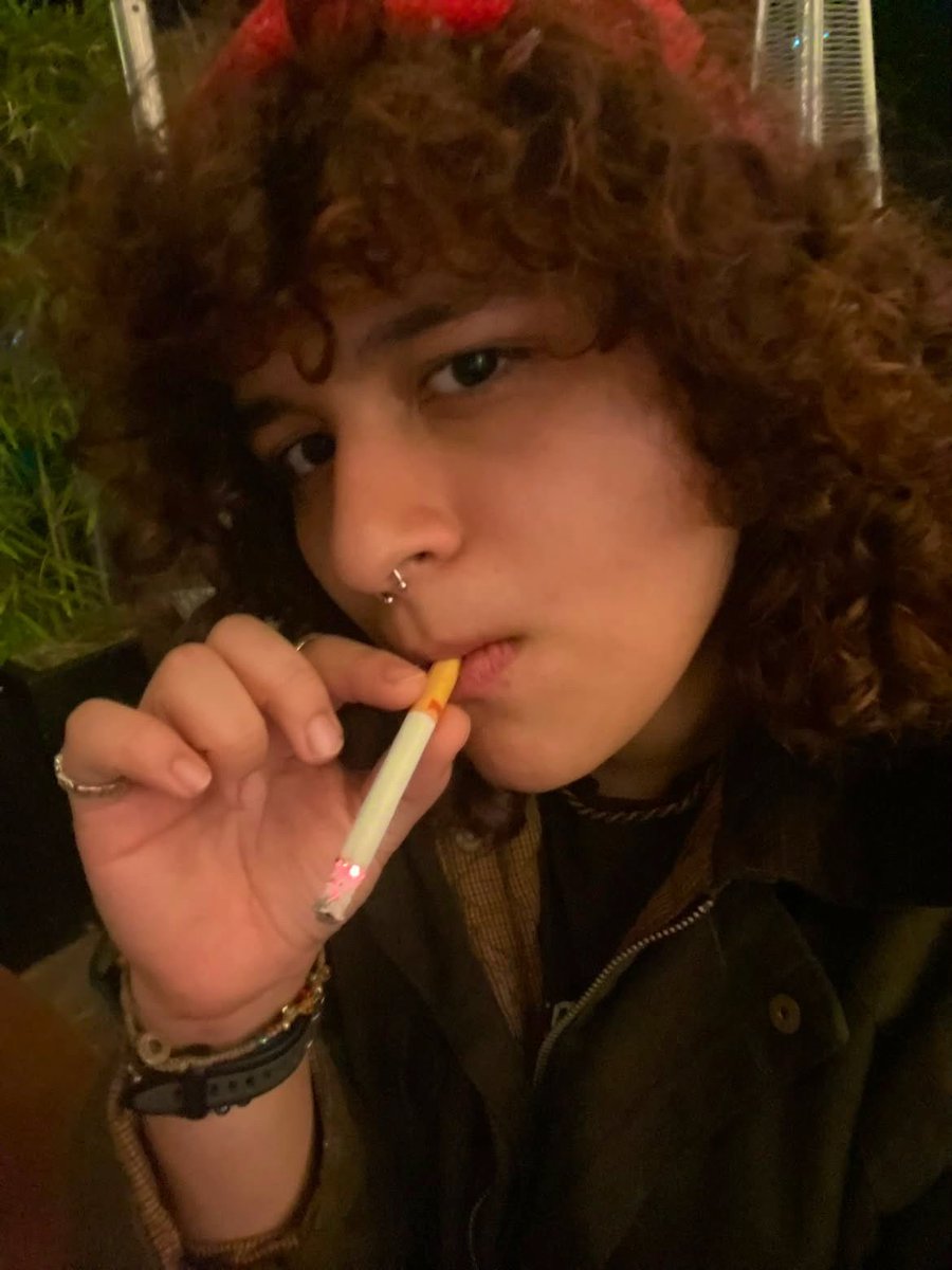 DuduM3ow's tweet photo. ‧˚꒰🐾୭ ˚. ᵎᵎ Lonely girl, you are     my world 𐔌՞ ܸ.ˬ.ܸ՞𐦯

𖾕𖾝꙼ᩚ𛲕𖾟

      ᨳ𐔌՞҂ ˕ ֊՞𐦯ᜊ And I could be anything you need >ᴗ< ! °‧🫧⋆.ೃ࿔*:･

    (˵◝ ⩊ ◜˵マ 

༄˖° @kwelio0 ࿔*:･ https://t.co/eW2udUIWxx