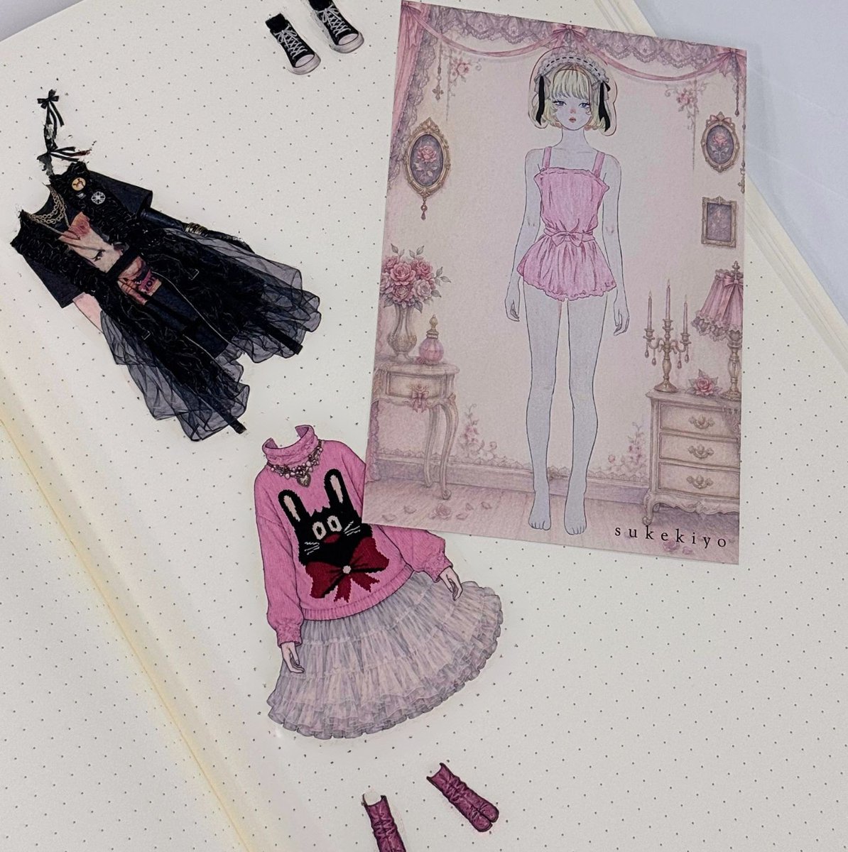dummycollection's tweet photo. ｜NEW ARRIVAL｜
♯2 Collection DMY 2026

DUMMY Paper Doll + Outfit Sticker Set 愛、飢えてます。殺滅
￥2,000

DUMMY Random Outfit Stickers 愛、飢えてます。殺滅
各￥900

#sukekiyo #dummy https://t.co/hlws6h6qHy