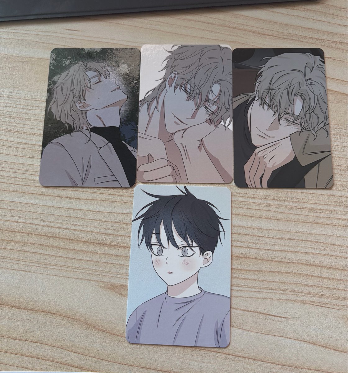 eun4yejun's tweet photo. WTS
FIRST PIC - RM 5 
SECOND PIC - RM 2 
THIRD PIC - FWP 

price exc postage

#pasarbl #pasaranime https://t.co/VJs6ksQKXU