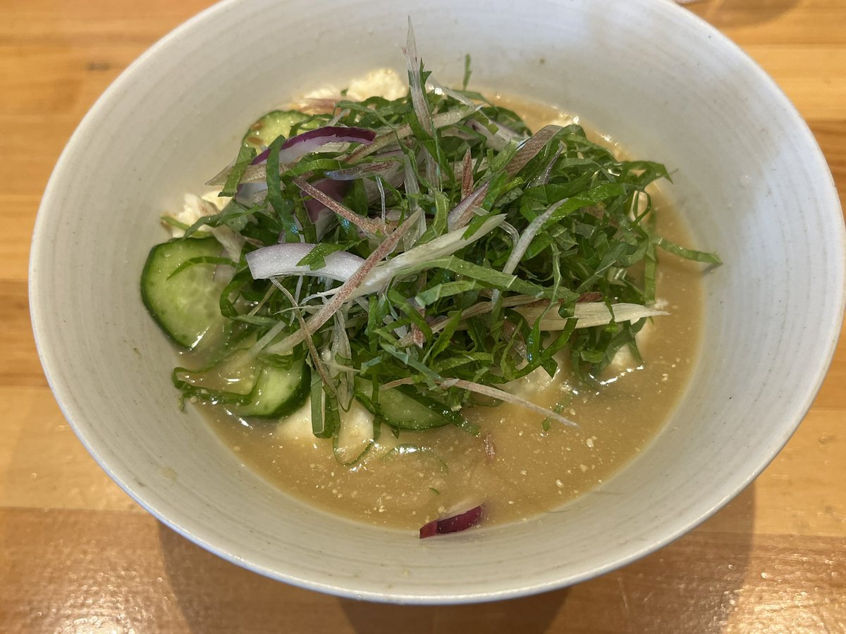 hirogotocafe's tweet photo. 毎年恒例の「アートブックフェア」の覗いてから、今日限定の冷や汁食べに「spicecurry monday」へ。 https://t.co/w4ebQptQ9z