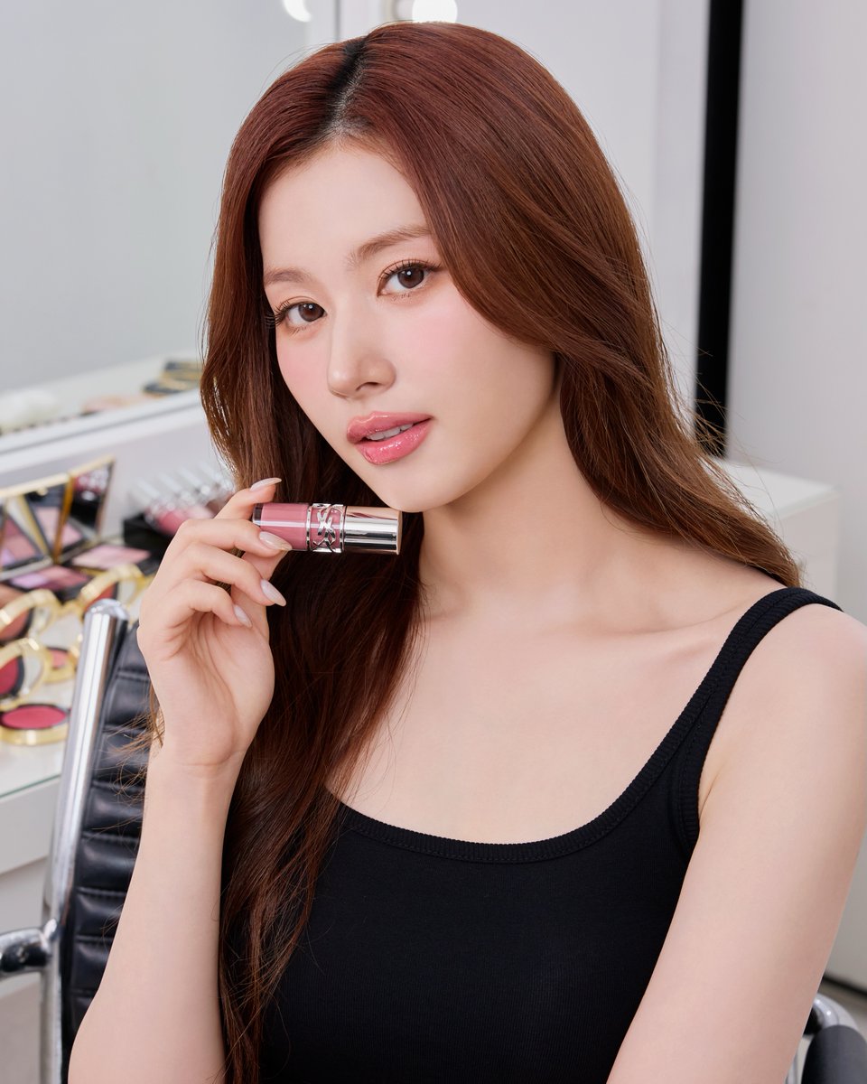 godmitzu's tweet photo. SANA FOR YSL BEAUTY SHE'S SO GORGEOUS https://t.co/TRFDCC5gkG