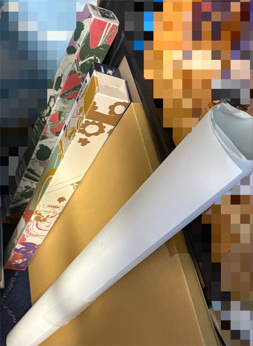 mituba_Sakura's tweet photo. 部屋片付けたけど、手に入れてから半年以上飾られていないポスター達がまあまあ出てきた
ななれんの貰ったポスターは多分今後も飾らんやろうなということで、別の人に譲った〜 今度はちゃんと飾られるといいね ポスターは飾られてなんぼやし https://t.co/pZ9COW361P