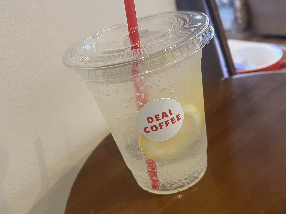 hirogotocafe's tweet photo. 午後は、急に思い立って豊田へ。
駅前に出店している「gina coffee」から、周年祭が始まった「ACHON」に寄った後、もうすぐ２周年の「DEAI COFFEE」でシメ。 https://t.co/2NUPbp5CuC