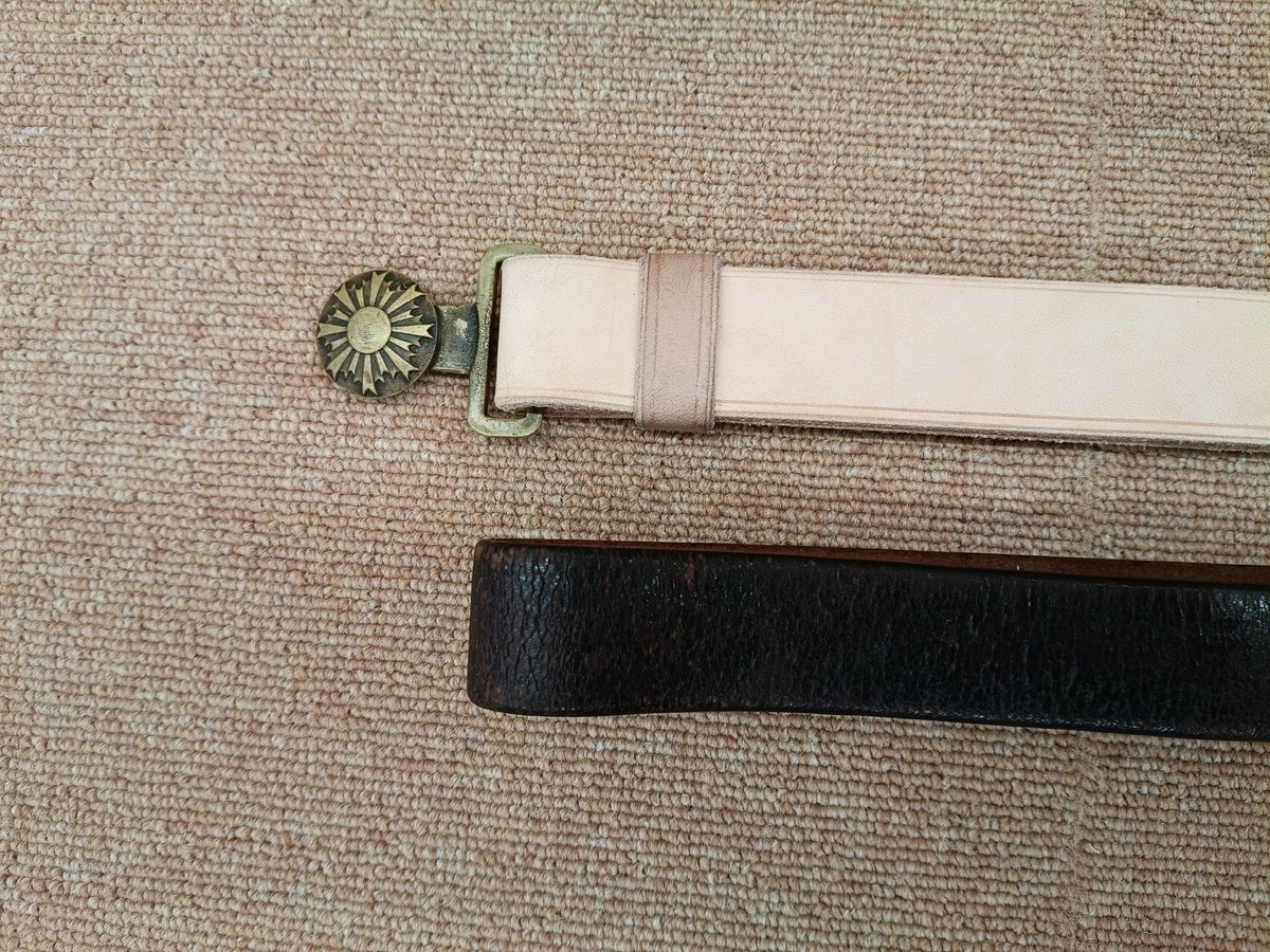 2nd_kimura's tweet photo. 弟子の発製品！生徒用剣帯の完成です！型紙から全て作り上げました。よくやった！ https://t.co/ZHetbQWVSJ