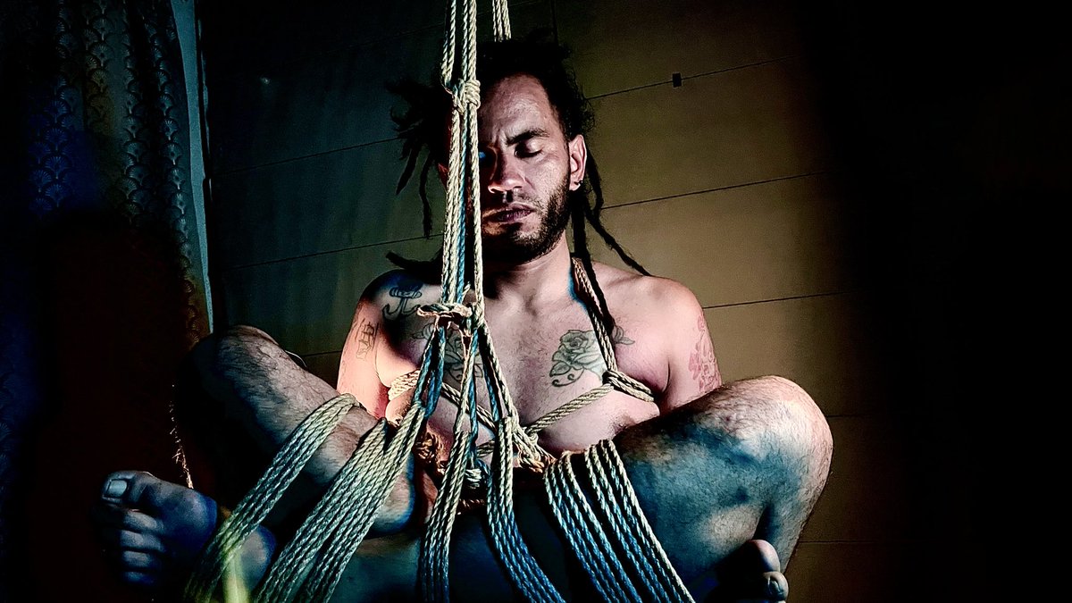 VaderHope6593's tweet photo. #shibari https://t.co/NGmkk7uywQ