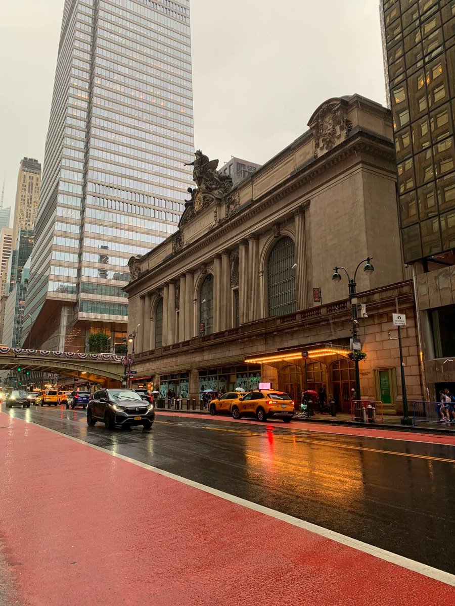 ForeverPhotos88's tweet photo. New York City, Manhattan https://t.co/GPQ4EtkFQM