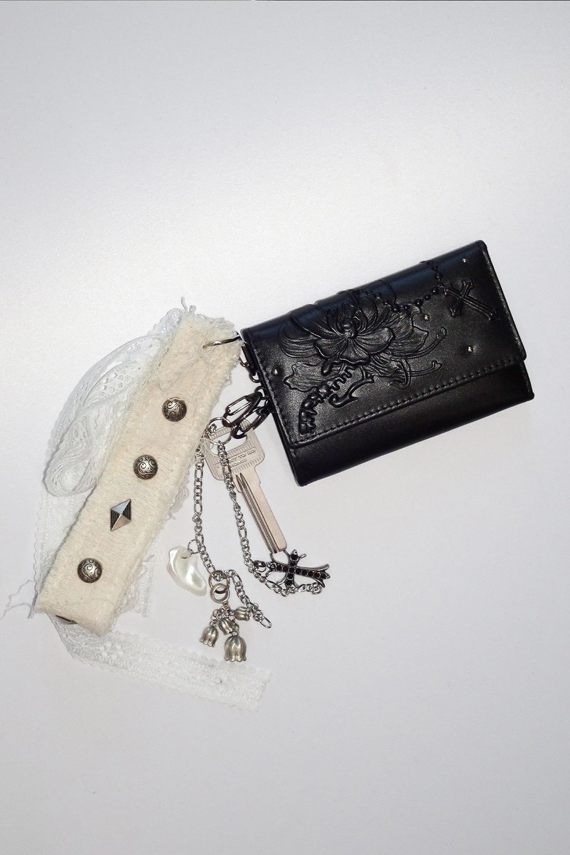 dearmyredcheeks's tweet photo. #RT 원트윗 알티 해주신 분들 중 추첨을 통해 2분께 Obsidia Keyring Wallet Black 을 선물해 드립니다!

~ 8/11 (당첨자 발표는 8/13에 진행할게요) https://t.co/YI2UUnIQ0a