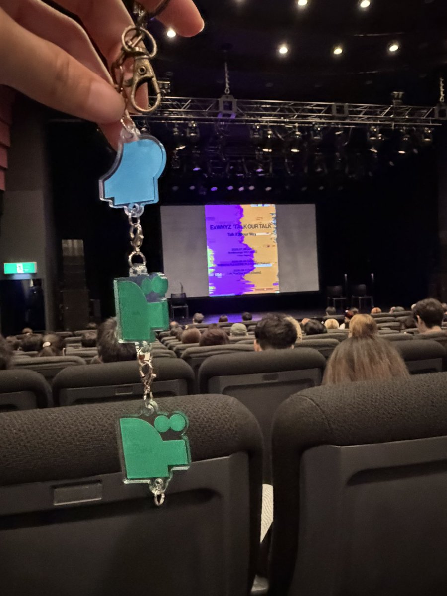 naru_bal's tweet photo. イドド、ExWHYZさんたちのトークイベントだよ😊いつもMC面白いから楽しみだね😊😊 https://t.co/brcuAKTg6P