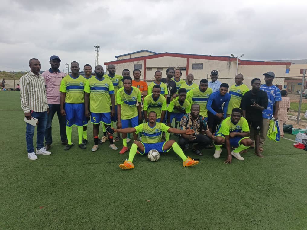 NISOYOSTB's tweet photo. Nigerian institution of surveyors, Oyo state was well represented by our football team 👏 @AdejareAdebiyi https://t.co/s5jRajEVwr