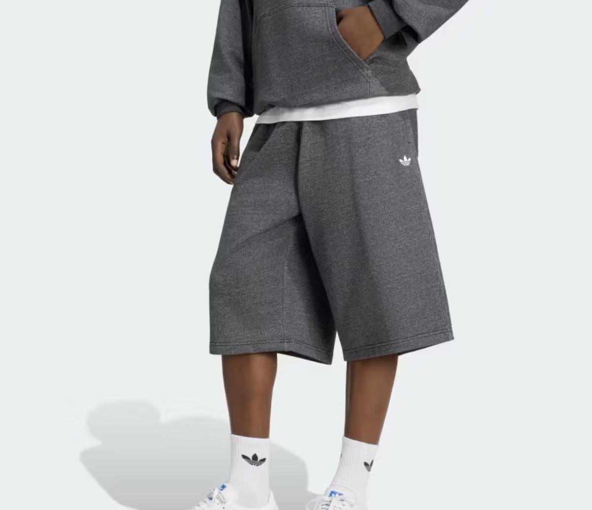 FitThemAll's tweet photo. Les nouveaux bermudas en coton Adidas ☀️👀 

Le lien: https://t.co/5gz4McnVEk https://t.co/TkQCVa1Cgn