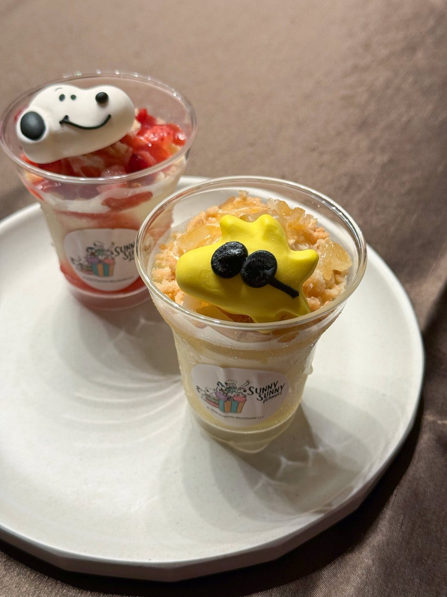 snoopyjapan's tweet photo. 今年も、阪急うめだでスヌーピーフェスティバルを開催✨今年のテーマは「SUNNY SUNNY PEANUTS」
スヌーピーと仲間たちのオリジナルデザインのアイテムが約80ブランドから登場！

どんな空の日も、スヌーピーと仲間たちとならSpecial Sunny Day☀️

イベントの詳細はコメント欄で↓ https://t.co/oag75u9Y8e
