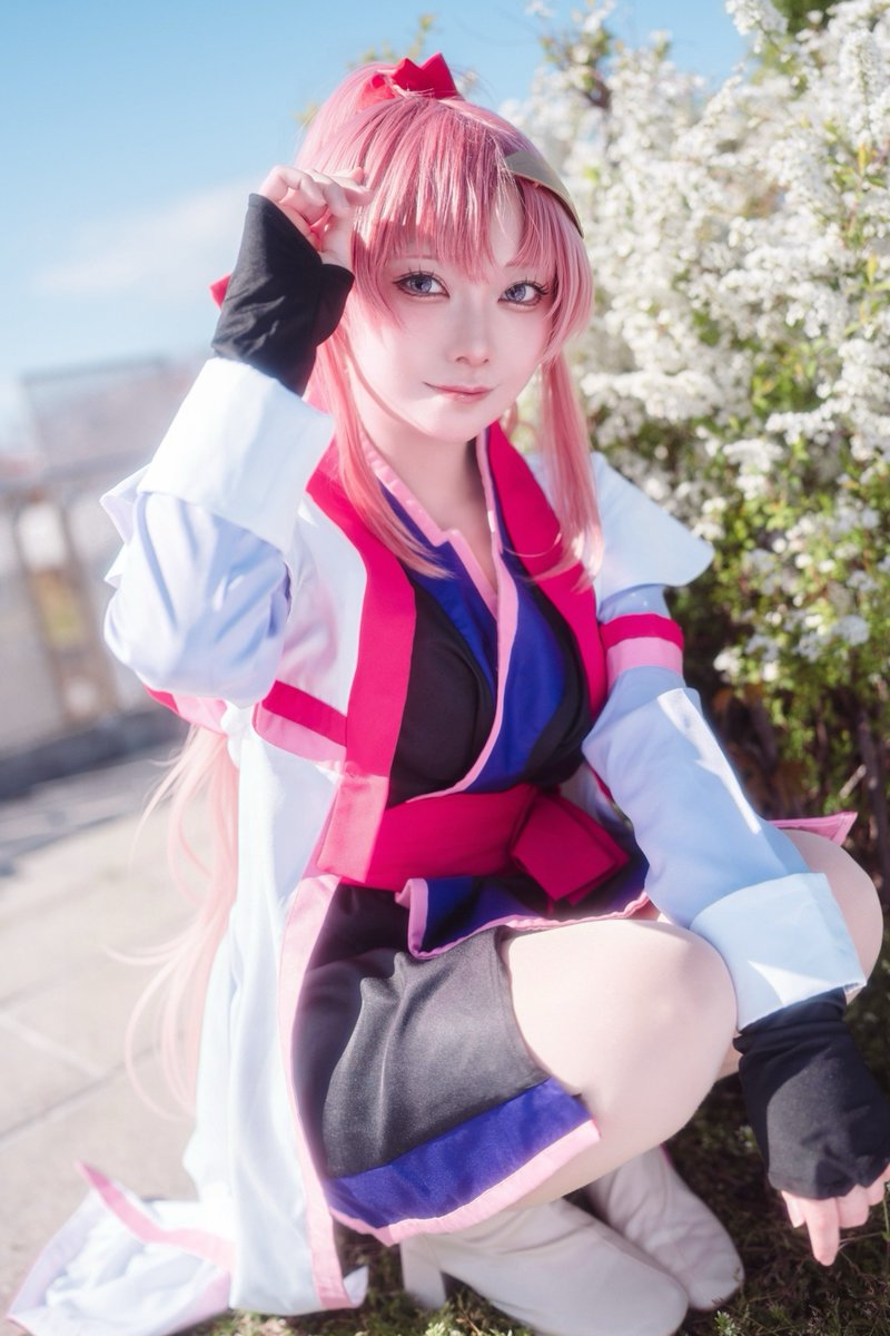 yzk_0w0's tweet photo. 【機動戦士ガンダムSEED DESTINY 】cos
  
　　ラクス・クライン https://t.co/pXmoW4HSNp