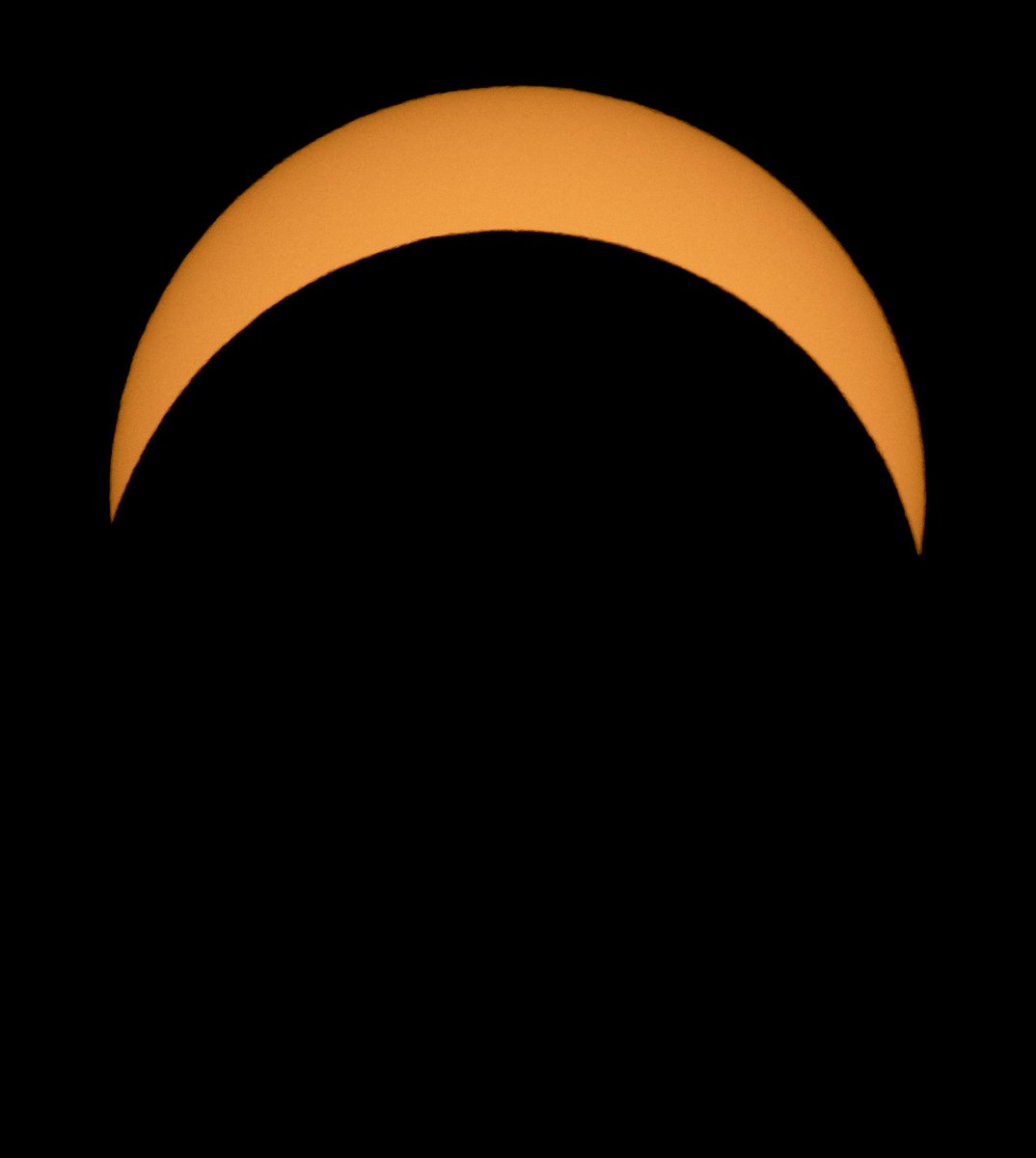 spacegovuk's tweet photo. On 12 August there will be a partial solar eclipse from the UK.  ☀️ 🌑 🌍

Starting at 6.13pm, maximum eclipse will occur at 7.10pm with around 90-96% of the Sun being obscured, and ends at 8.03pm.

Read more via @skyatnightmag 👉 https://t.co/wWbCWKzXwd

#SolarEclipse2026 https://t.co/SdIRcry3eK