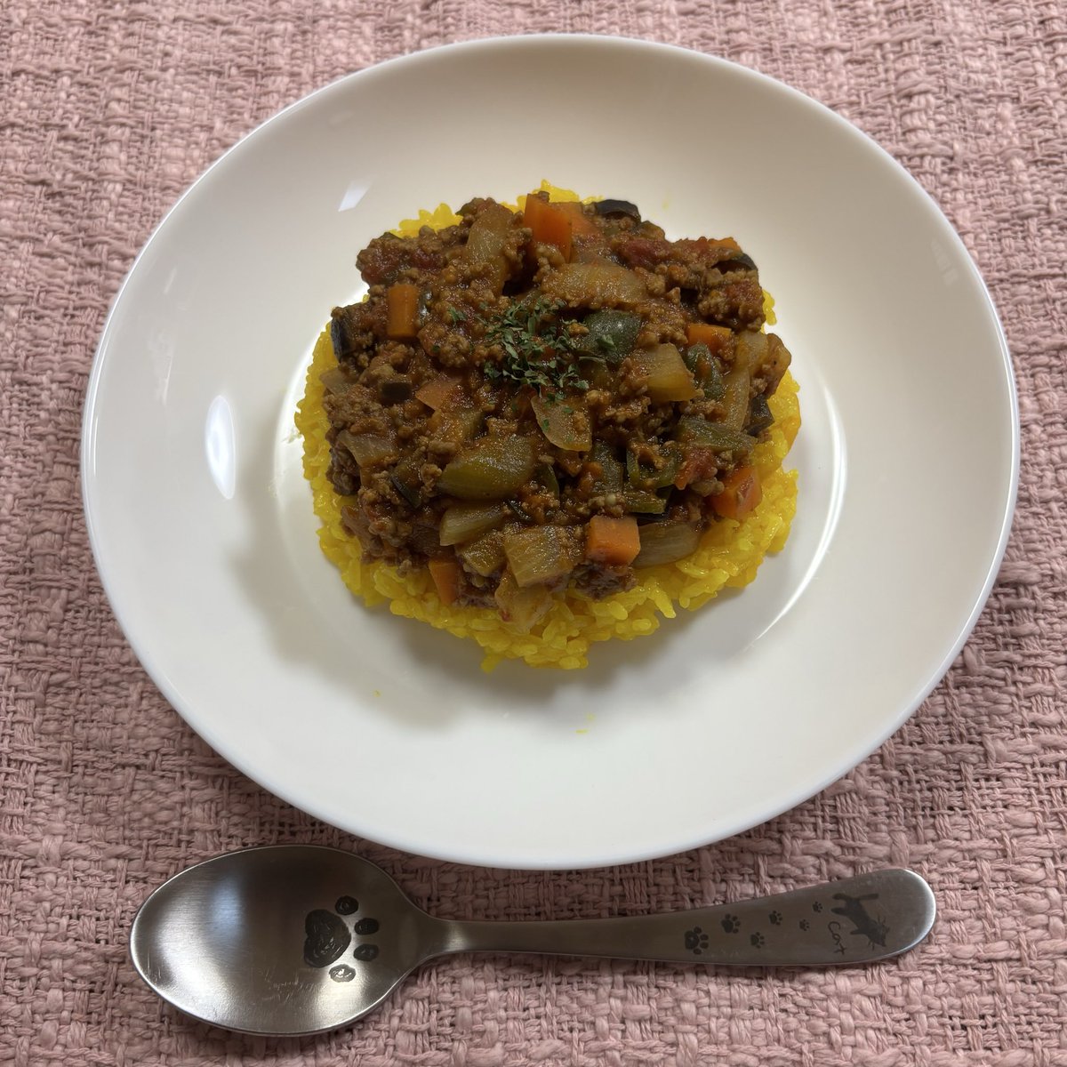 05_twuretto's tweet photo. 正解は…
夏野菜キーマカレー
でした🍛 https://t.co/Tdc7j8DXMK