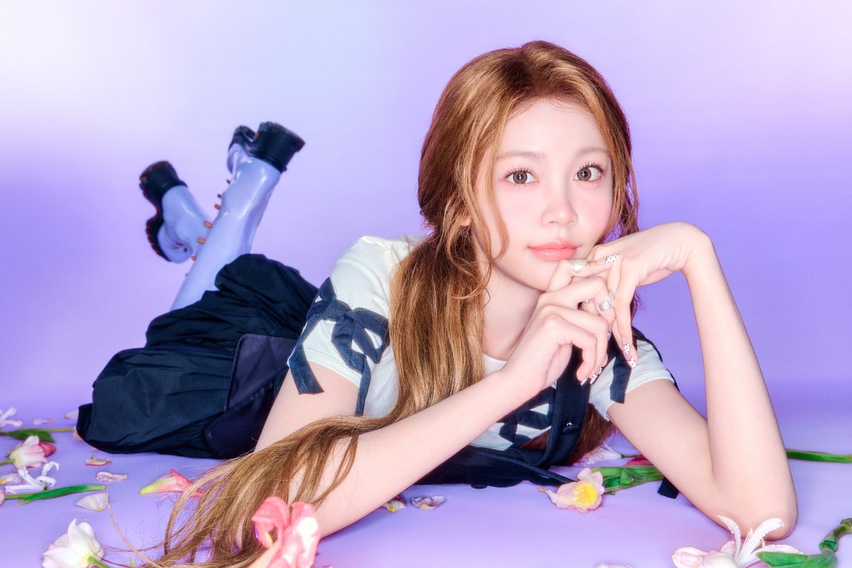 Hearts2Hearts's tweet photo. Teaser Image 01 : Sugar &amp; Spice #CARMEN

Hearts2Hearts The 1st Japan Single
【ICONIC HEART】
➫ 2026.08.12 (KST/JST)

🪄https://t.co/ydIUKNrPPI
💿https://t.co/DUnpJu9oHC

#Hearts2Hearts #하츠투하츠 #H2H
#ICONICHEART #Hearts2Hearts_ICONICHEART https://t.co/t3aGV0vmtk