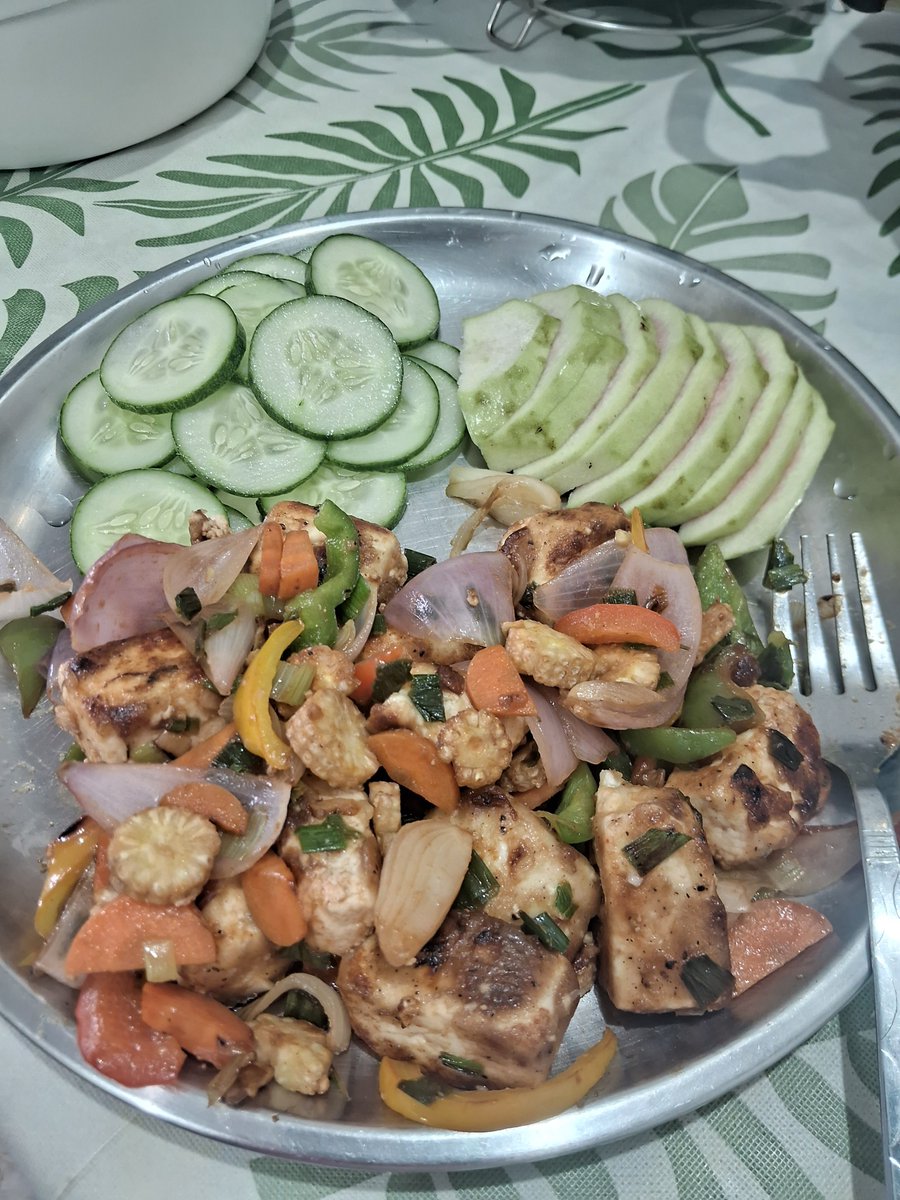 AnnuInfo's tweet photo. #Day211
After an Intermittent Fasting of 15 Hours
At 10:30 AM
Corn Rolled Paneer
Guava & Brocoli
Scheduled
At 2:30 PM
Skipped Lunch
Evening:
Yogurt makhana Lassi https://t.co/THlv9RpW6A