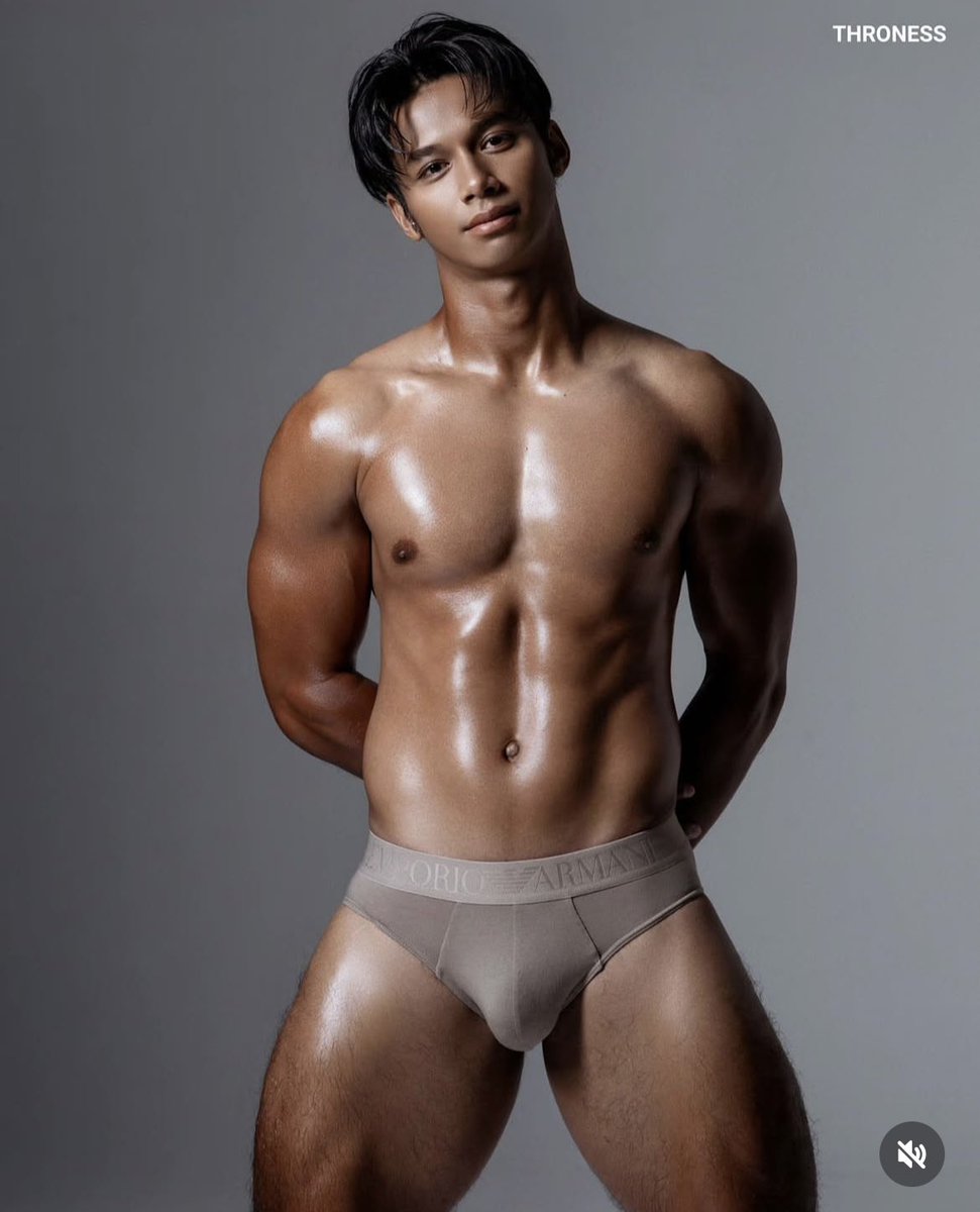 Crybabyth2024's tweet photo. Chocolate Man 🍫 https://t.co/OYRICmPDhe
