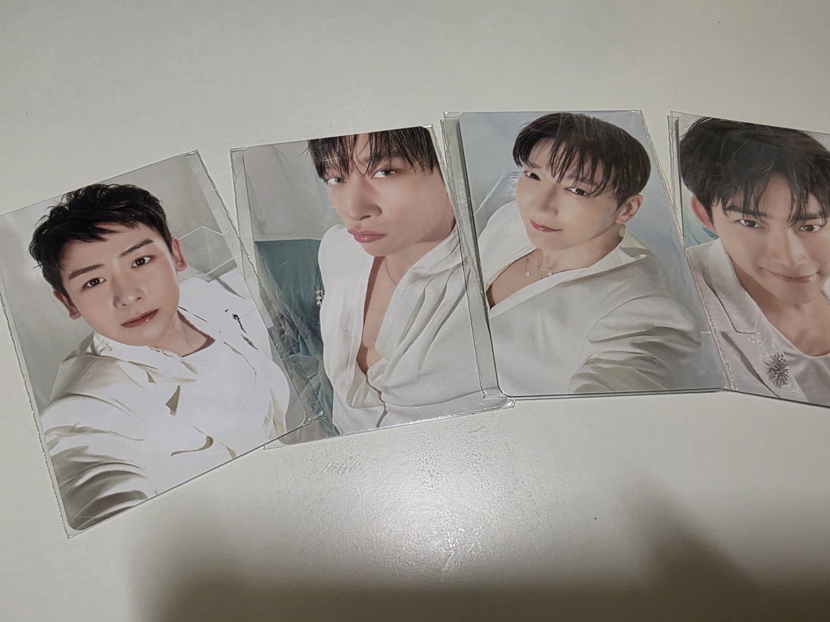 souljjun125's tweet photo. 특전포카 교환찾습니다🙏🙏🙏🙏

저  : 준케이, 옥택연, 닉쿤, 찬성
님 : 이준호

콘서트장에서 교환가능하고
반택으로도 교환가능합니다
(현장 준호 포토카드로도 가능합니다)

#2pm #theReturn #준케이 #옥택연 
#닉쿤 #이준호 #찬성 https://t.co/juI1MJAPM0
